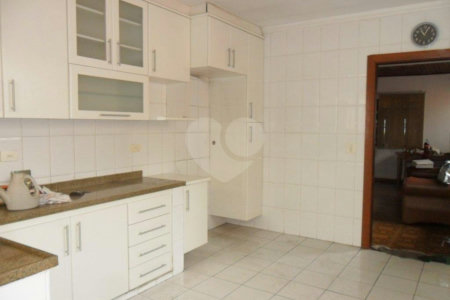 Casa Térrea à venda com 2 quartos em Vila Suzana, São Paulo, SP