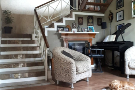 Casa à venda com 4 quartos, sendo 2 suítes, no Centro, São José dos Campos, SP
