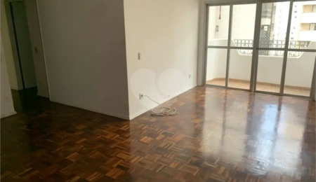Apartamento à venda com 2 quartos, sendo 1 suíte,  em Indianópolis, São Paulo, SP