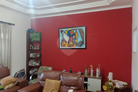 Casa à venda com 3 quartos, sendo 1 suíte, em Vila São José, Itapetininga, SP