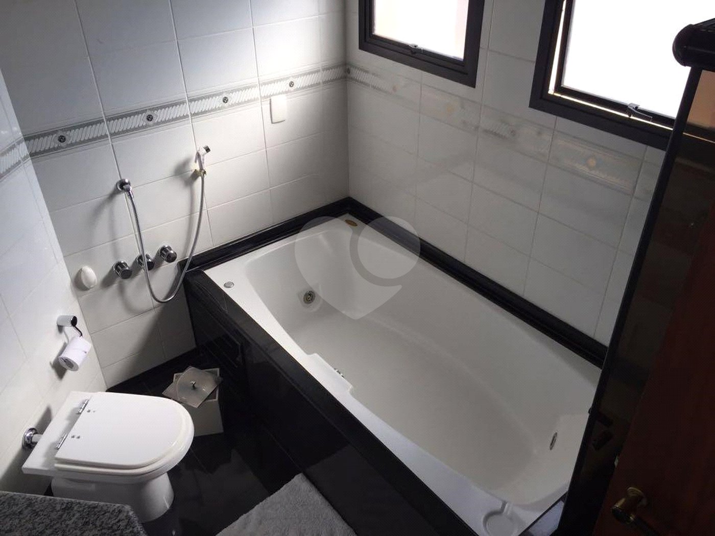 Apartamento à venda com 3 suítes em Parque São Jorge, São Paulo, SP