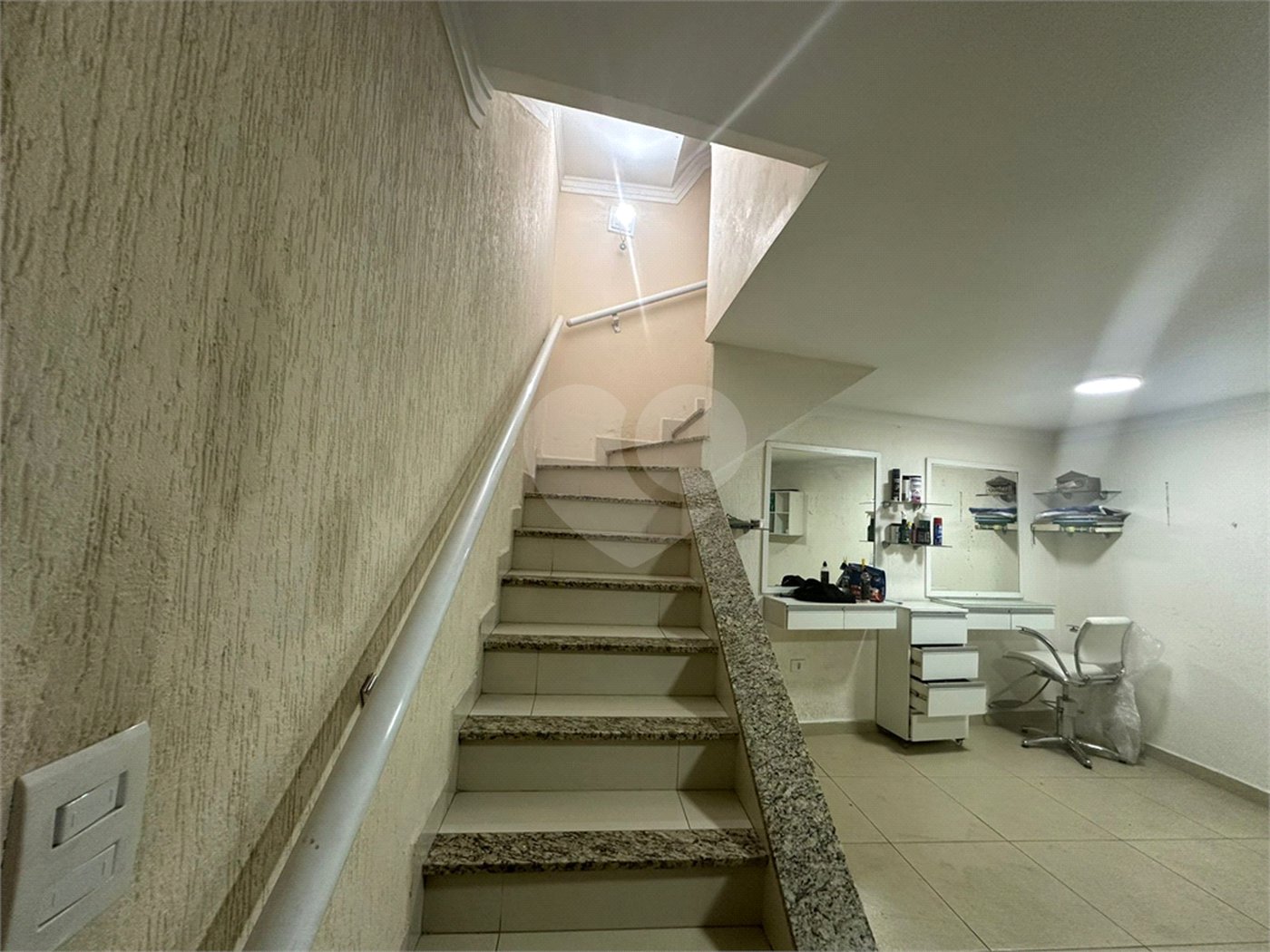 Casa à venda ou para alugar com 3 quartos, sendo 1 suíte,  em Jardim Vivan, São Paulo, SP