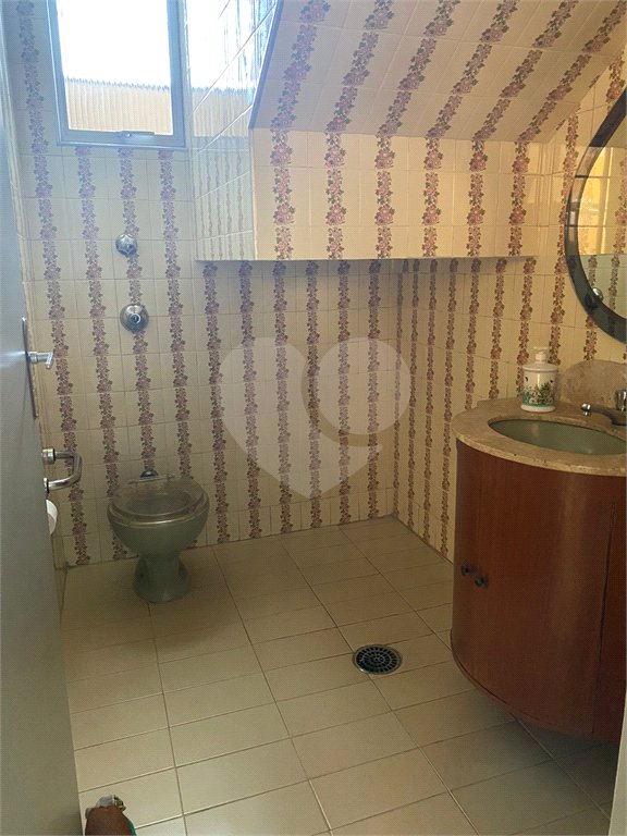 Casa à venda com 3 quartos, sendo 1 suíte, em Santo Amaro, São Paulo, SP