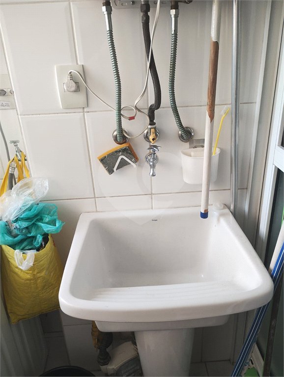 Apartamento à venda com 3 quartos, sendo 1 suíte,  em Jardim Ester Yolanda, São Paulo, SP