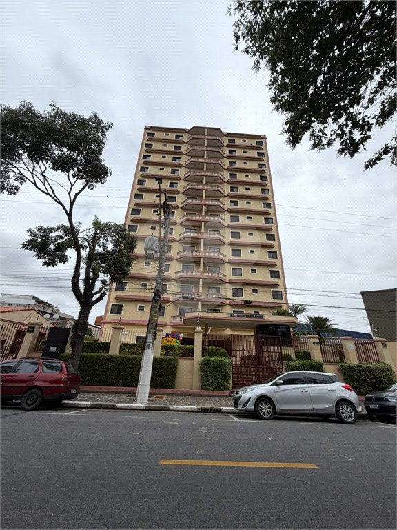 Apartamento à venda com 3 quartos, sendo 1 suíte, no Centro, Suzano, SP