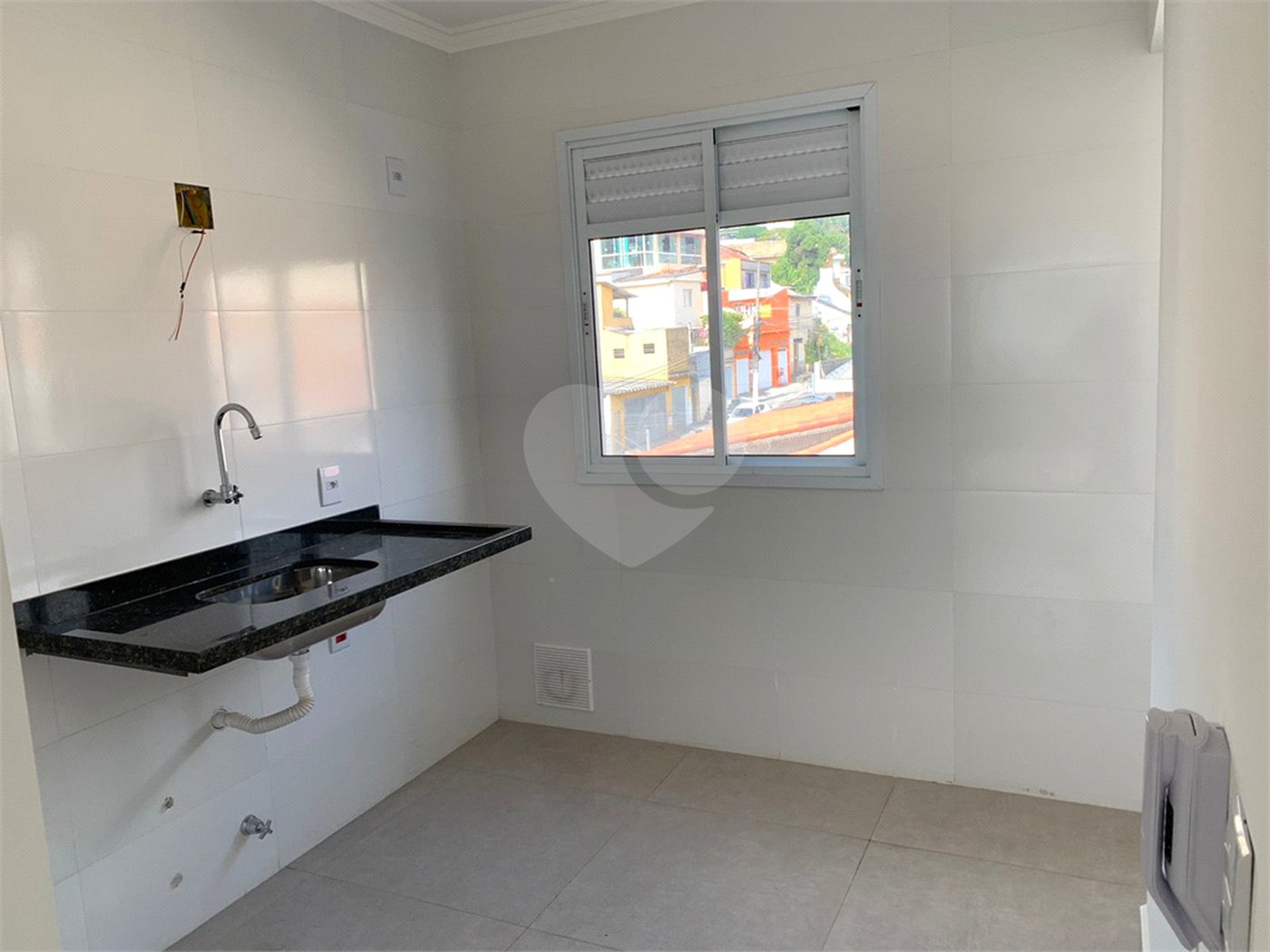 Casa à venda com 2 suítes no condomínio Residencial Napoles, São Paulo - SP