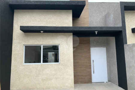 Casa Térrea à venda com 3 quartos, sendo 1 suíte, em Vila Nova Bonsucesso, Guarulhos, SP