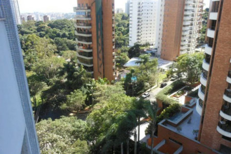 Apartamento à venda com 4 quartos, sendo 2 suítes,  em Vila Suzana, São Paulo, SP