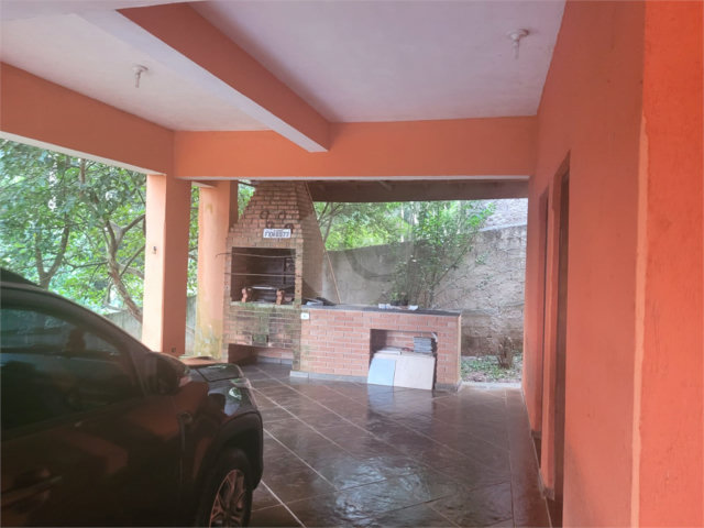 Sobrado à venda com 4 quartos, sendo 2 suítes,  em Serra da Cantareira, Mairiporã, SP