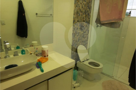 Casa à venda com 3 quartos, sendo 2 suítes,  em Vila Galvão, Guarulhos, SP