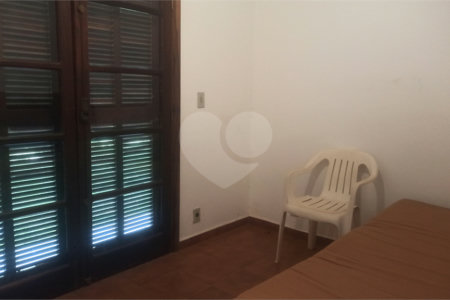 Casa à venda com 4 quartos, sendo 3 suítes, em Jardim Itaperi, Atibaia, SP