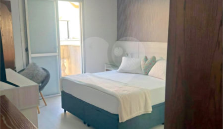 Casa à venda com 3 quartos, sendo 1 suíte,  no condomínio Villas de São Francisco, São Paulo - SP