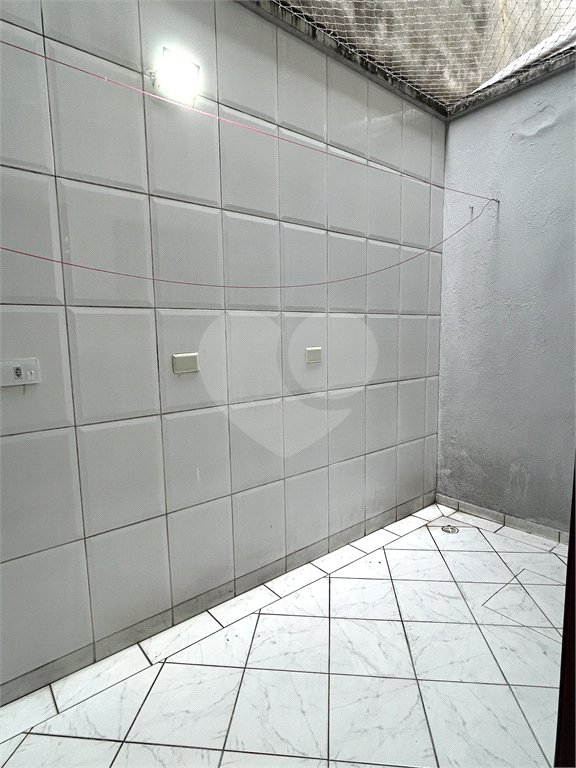 Casa para alugar com 2 quartos, sendo 1 suíte, no condomínio Terra Nostra III, São Paulo - SP