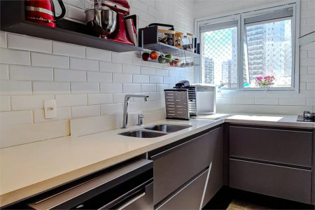 Apartamento à venda com 4 quartos, sendo 3 suítes,  em Vila Romana, São Paulo, SP