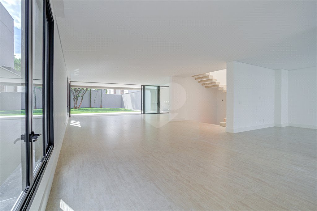 Casa à venda com 4 suítes no condomínio Hípica Max Garden, São Paulo - SP