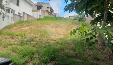 Terreno à venda com 1 suíte no condomínio Terras de São Francisco, Vinhedo - SP