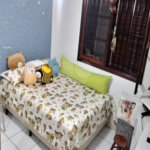 Casa à venda com 3 quartos, sendo 1 suíte, no condomínio Alcides Moreira, São Paulo - SP