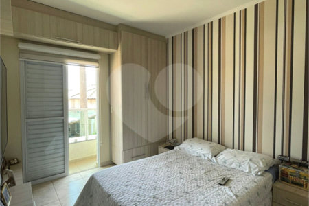 Casa à venda com 3 quartos, sendo 1 suíte,  no condomínio Montpellier, Mogi das Cruzes - SP