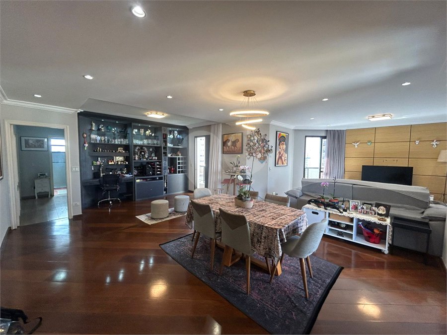 Apartamento à venda com 3 quartos, sendo 2 suítes,  em Santa Terezinha, São Paulo, SP