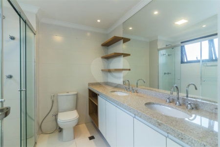 Apartamento à venda com 3 quartos, sendo 2 suítes, em Pinheiros, São Paulo, SP