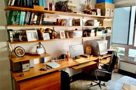 Apartamento à venda com 4 quartos, sendo 1 suíte,  em Copacabana, Rio de Janeiro, RJ