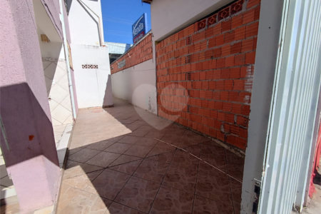 Casa à venda ou para alugar com 3 quartos, sendo 1 suíte, no Centro, Itapetininga, SP