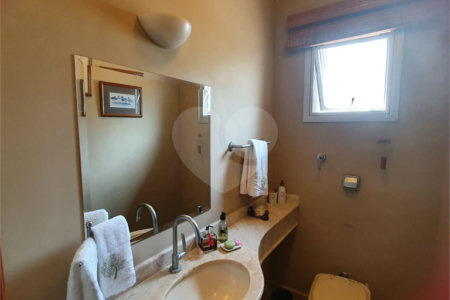 Apartamento à venda com 3 quartos, sendo 2 suítes, em Itaim Bibi, São Paulo, SP
