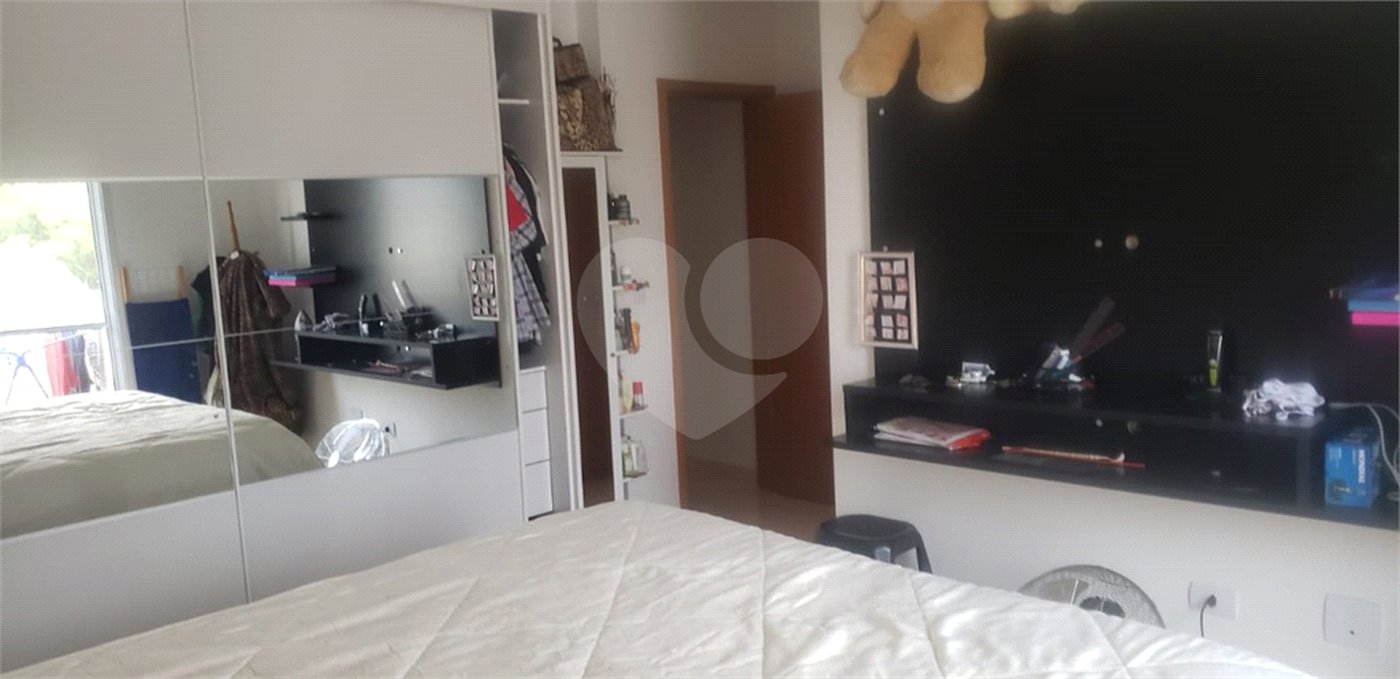 Casa à venda com 2 suítes no condomínio Residencial Bonanza I, Bom Jesus dos Perdões - SP