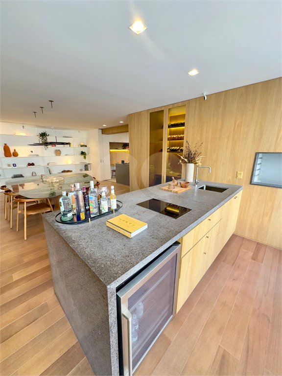 Apartamento à venda com 3 suítes em Brooklin Paulista, São Paulo, SP