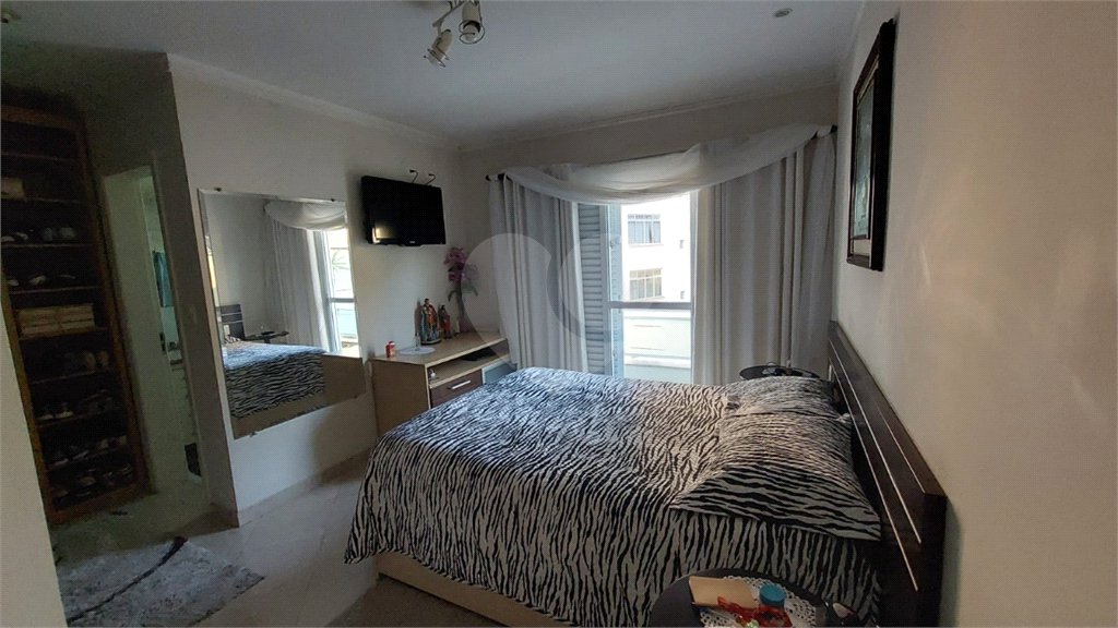Casa à venda com 3 suítes no condomínio Itapuã XI, São Paulo - SP