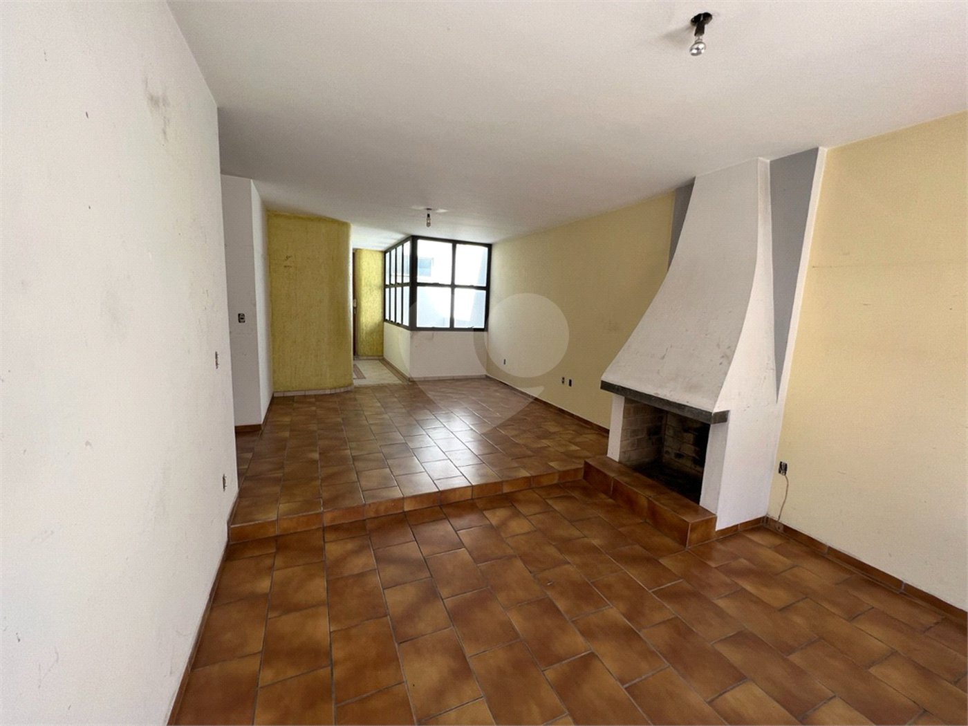 Casa à venda com 3 quartos, sendo 1 suíte, em Vila Vianelo, Jundiaí, SP
