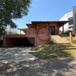 Casa à venda com 4 suítes no condomínio Vivendas do Lago, Sorocaba - SP