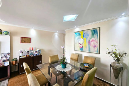 Apartamento à venda com 3 quartos, sendo 1 suíte, em Jardim Marajoara, São Paulo, SP