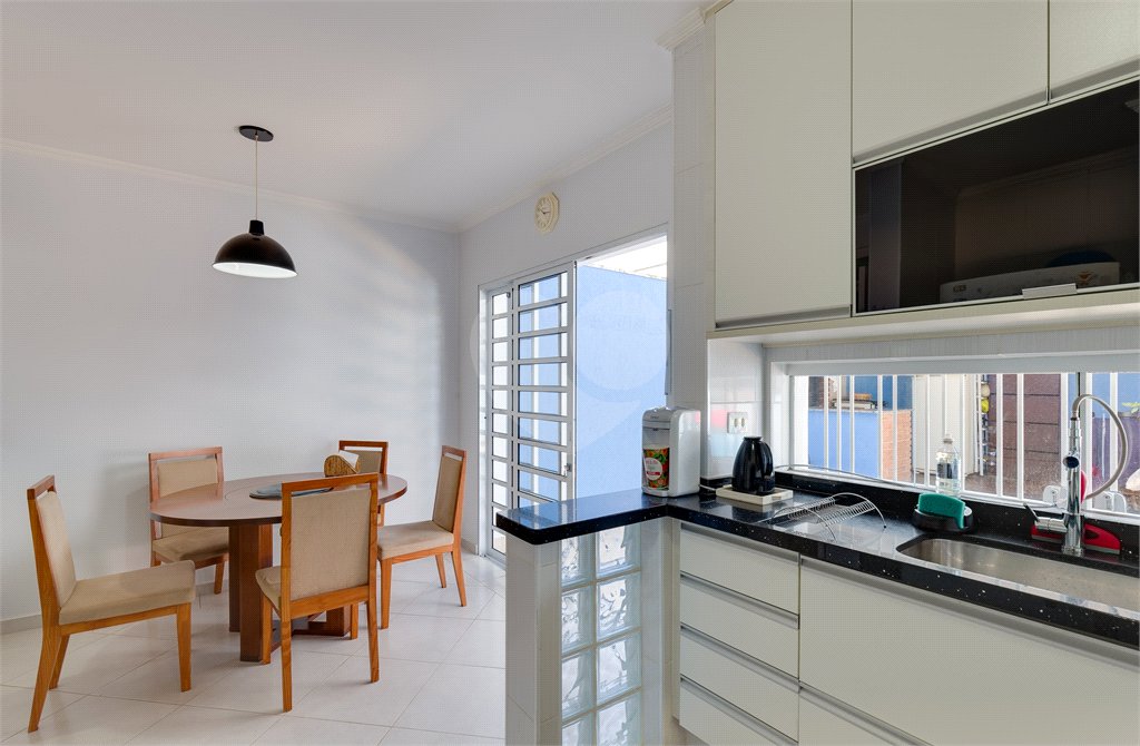 Casa à venda com 3 quartos, sendo 1 suíte, em Santo Amaro, São Paulo, SP