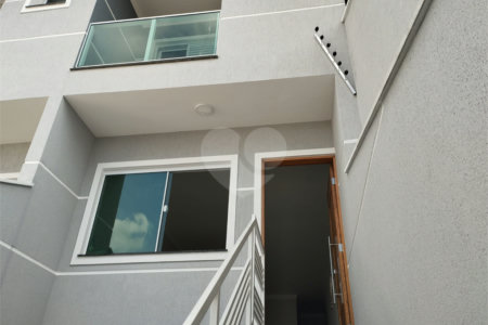 Sobrado à venda com 3 quartos, sendo 1 suíte, em Vila Mazzei, São Paulo, SP