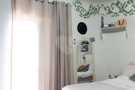 Sobrado à venda com 4 quartos, sendo 1 suíte, em Vila Jaguara, São Paulo, SP