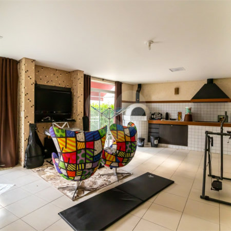 Casa à venda com 3 suítes no condomínio Solares de Bragança, São Paulo - SP