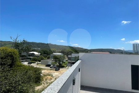 Casa à venda com 3 quartos, sendo 2 suítes, no condomínio Grand Park, Rio de Janeiro - RJ