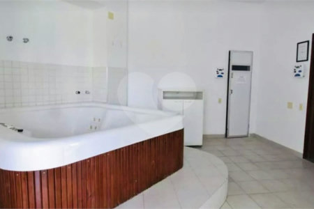 Flat à venda com 1 quarto em Jardim Ampliação, São Paulo, SP