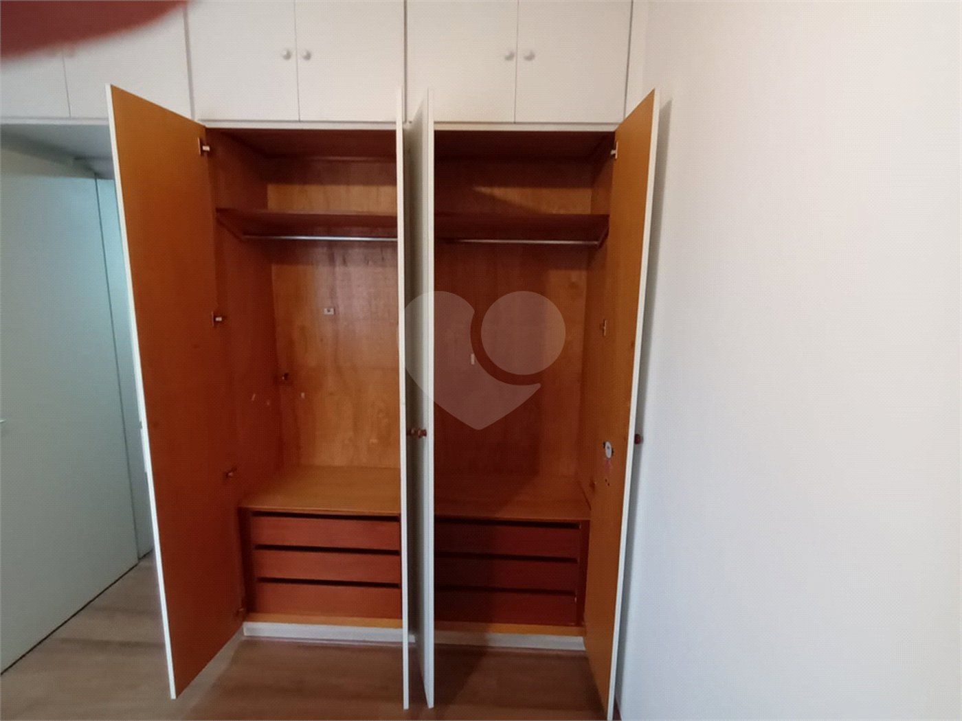Apartamento á venda 3 dormitórios Vila Andrade, São Paulo - SP