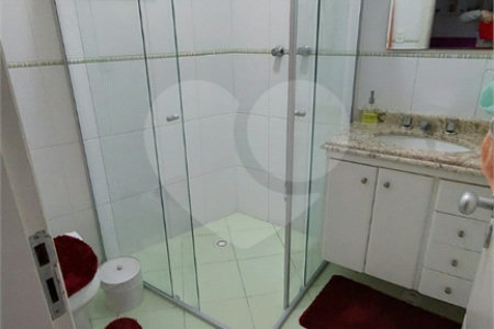 Casa à venda com 3 suítes no condomínio Itapuã XI, São Paulo - SP