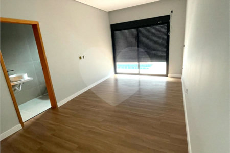 Casa à venda com 3 quartos, sendo 1 suíte, no condomínio Residencial Villa do Bosque, Sorocaba - SP