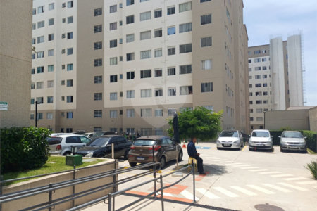 Apartamento à venda com 2 quartos em Jardim do Lago, São Paulo, SP