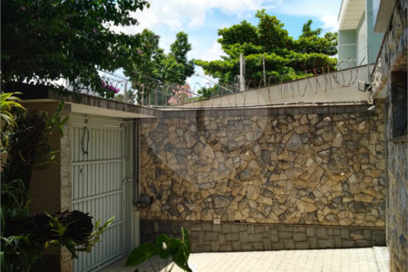 Casa à venda ou para alugar com 4 quartos, sendo 2 suítes, em Jardim Franca, São Paulo, SP