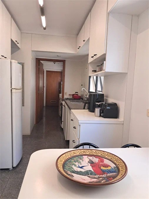 Apartamento para alugar com 3 suítes em Pinheiros, São Paulo, SP