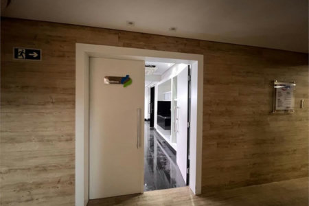 Prédio Corporativo em Santos | 4 Pavimentos | Galpão com Pé-Direito Duplo | Estrutura para +200 Pessoas | Compra Ou Locação