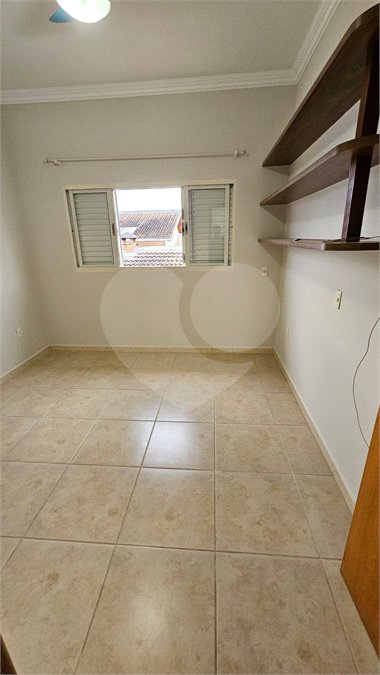 Casa para alugar com 4 quartos, sendo 2 suítes, no condomínio Portal de Itaici, Indaiatuba - SP