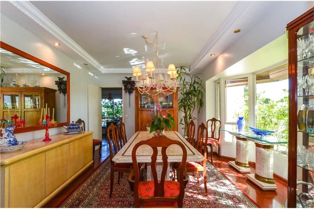 Apartamento à venda com 4 suítes em Vila Suzana, São Paulo, SP