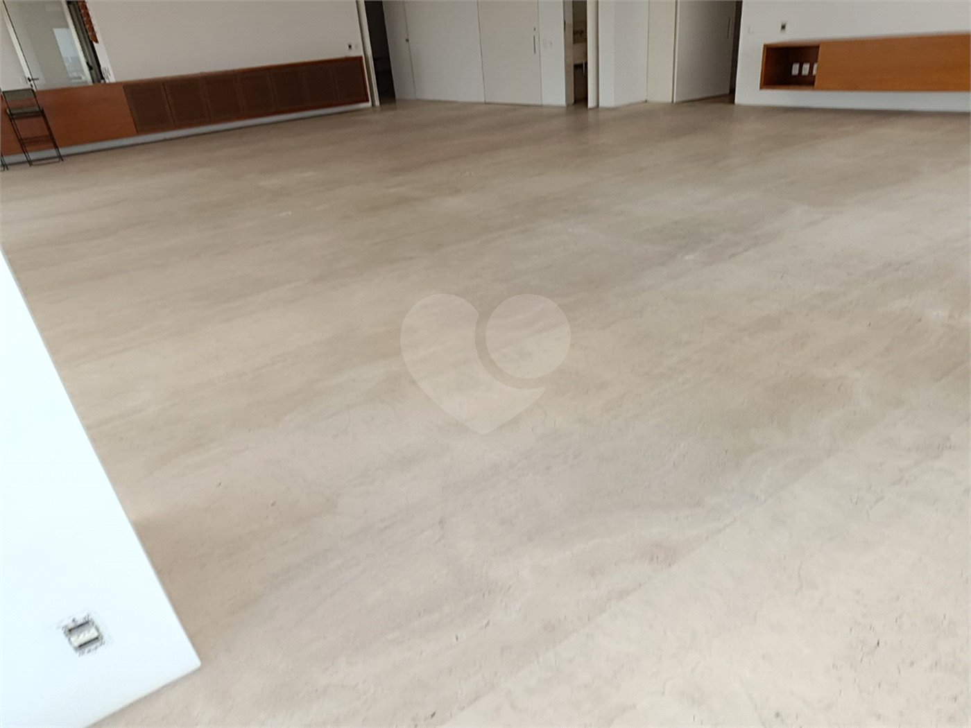 Apartamento à venda ou para alugar com 3 suítes em Pinheiros, São Paulo, SP