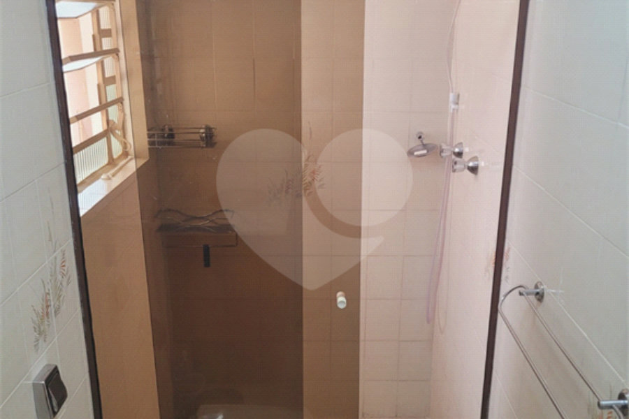 Sobrado à venda ou para alugar com 4 quartos, sendo 1 suíte, em Vila Gustavo, São Paulo, SP